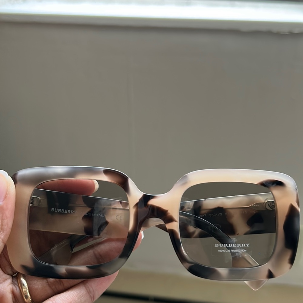 Burberry sunglasses